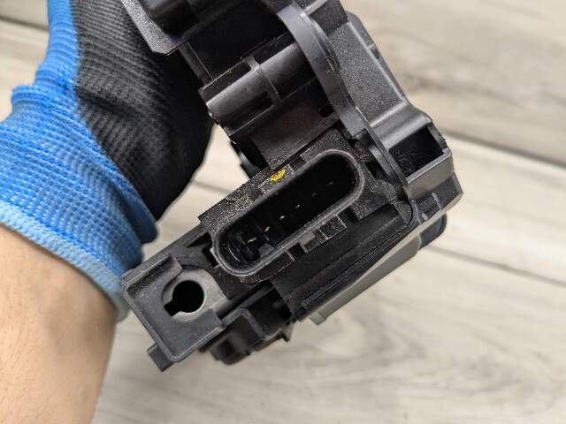 14-19 OEM BMW F15 F16 F85 F86 G12 Front Right Passenger Door Lock Latch Actuator