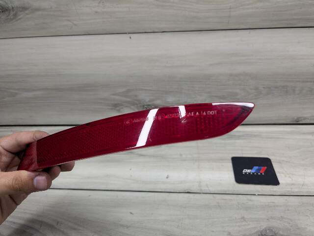 19-21 OEM BMW G01 X3 Rear Bumper Right Passenger Side Marker Light Reflector