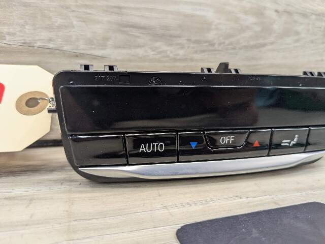 18-24 OEM BMW G01 G02 F97 F98 X3 X4 AC Rear Heater Climate Control Switch Panel