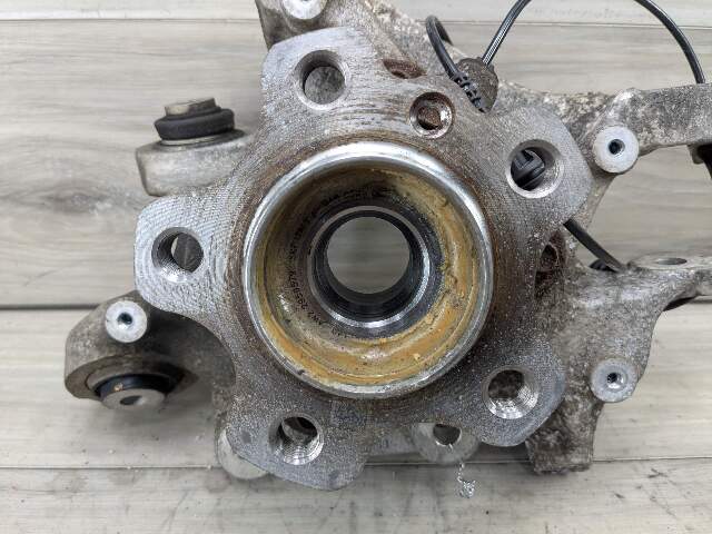18-24 OEM BMW G01 X3 REAR Right Passenger Side Hub Spindle Knuckle Bearing