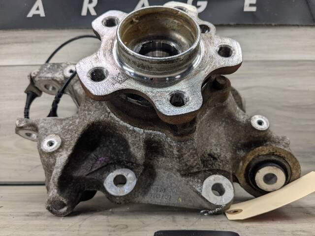 18-24 OEM BMW G01 X3 REAR Left Driver Side Knuckle Wheel Hub Spindle Bearing