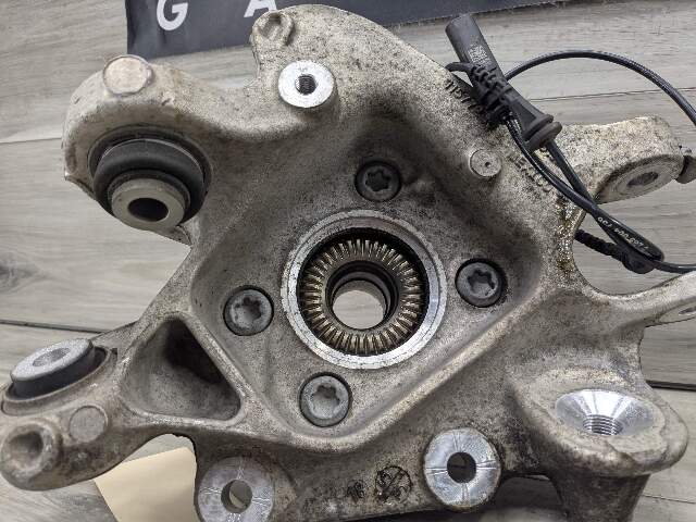 18-24 OEM BMW G01 X3 REAR Left Driver Side Knuckle Wheel Hub Spindle Bearing