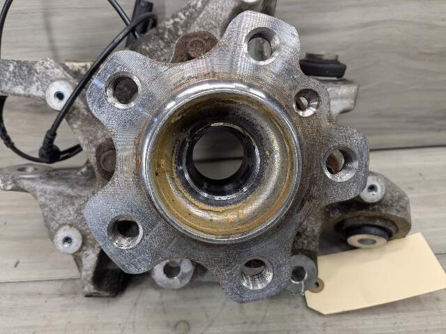 18-24 OEM BMW G01 X3 REAR Left Driver Side Knuckle Wheel Hub Spindle Bearing