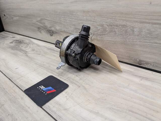 OEM BMW F23 F30 F32 F36 F80 F82 M3 Engine B46 S55 Auxiliary Coolant water Pump