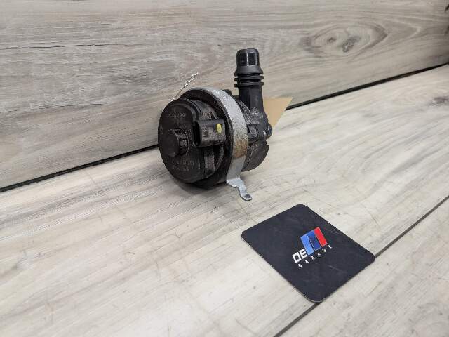 OEM BMW F23 F30 F32 F36 F80 F82 M3 Engine B46 S55 Auxiliary Coolant water Pump