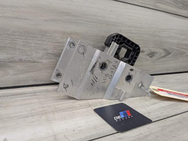 18-24 OEM BMW G01 G02 F97 X3 X4 Right Passenger Side Bumper Impact Mount Bracket