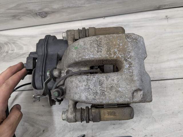 18-24 OEM BMW G01 G02 X3 X4 30i 30iX REAR Right Passenger Side Brake Caliper