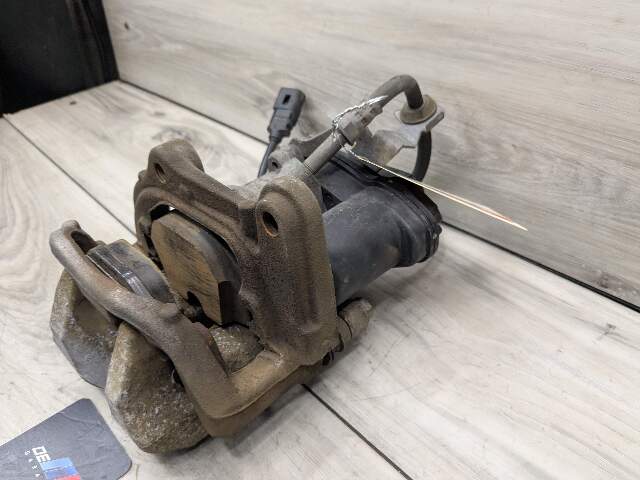 18-24 OEM BMW G01 G02 X3 X4 30i 30iX REAR Left Driver Side Brake Caliper Gray