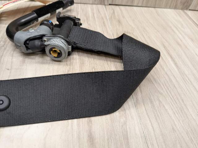 OEM BMW F15 F16 F85 X5 X6 Front Left Driver Seat Belt Seatbelt Retractor Black