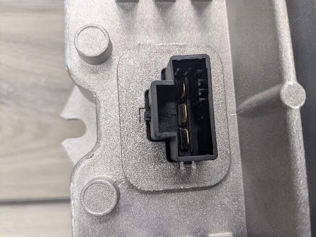 OEM BMW F95 G01 G05 G06 G07 G12 G16 G30 X3 X5 Power Control Module Unit PCU 500W