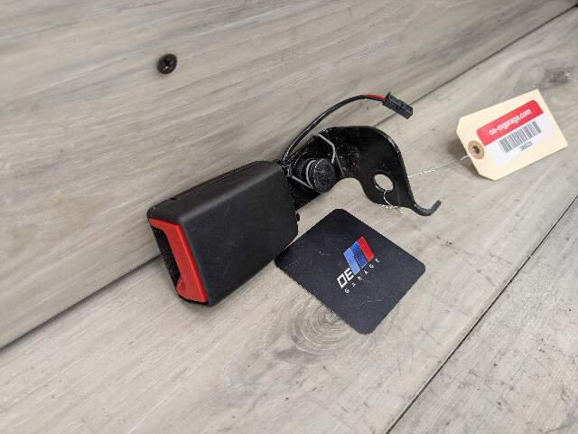 OEM BMW G01 G02 F97 F98 X3M X4M REAR Left Driver Side SeatBelt Seat Belt Buckle
