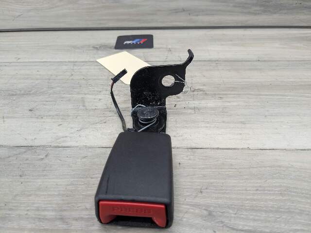 OEM BMW G01 G02 F97 F98 X3M X4M REAR Left Driver Side SeatBelt Seat Belt Buckle