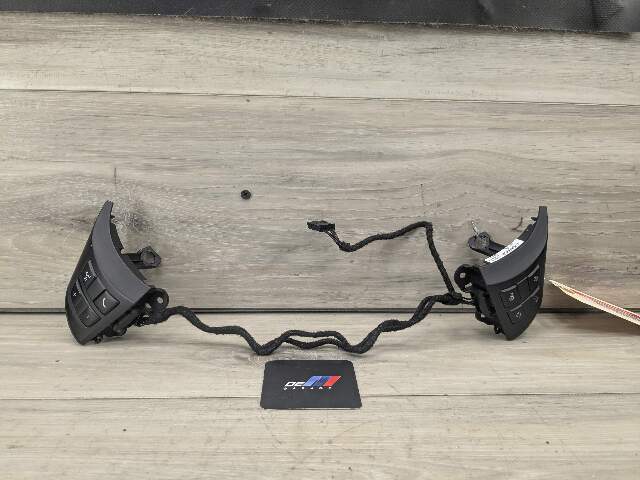 OEM BMW E70 E71 X5M X6M Steering Wheel Multi Function Control Switch Module