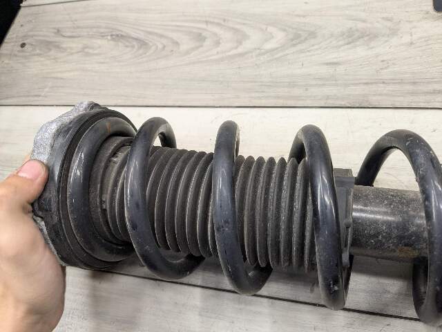 18-24 OEM BMW G01 X3 30i 30iX REAR Left Right Side Strut Shock Absorber Spring