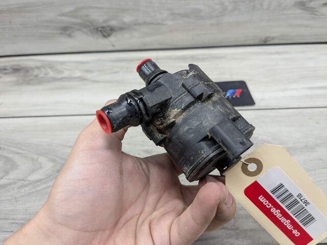 OEM BMW F90 F93 G11 G12 G16 G30 M5 Engine Electric Auxiliary Water Coolant Pump