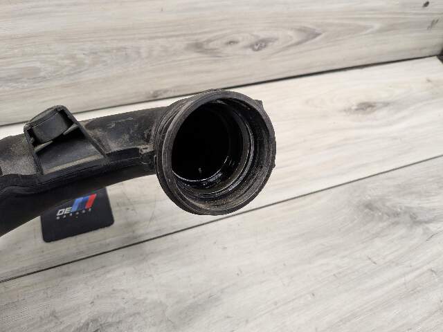 16-19 OEM BMW G11 G12 G30 750 Engine N63 Front Left Side Air Intake Hose Cyl 5-8