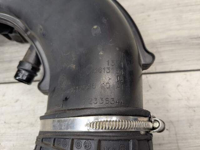 16-19 OEM BMW G11 G12 G30 750 Engine N63 Front Left Side Air Intake Hose Cyl 5-8
