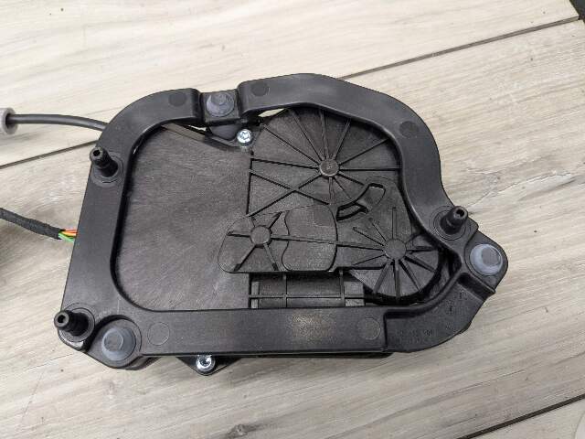 16-22 OEM BMW G11 G12 740 750 M760 Trunk Lid Power Lock Drive
