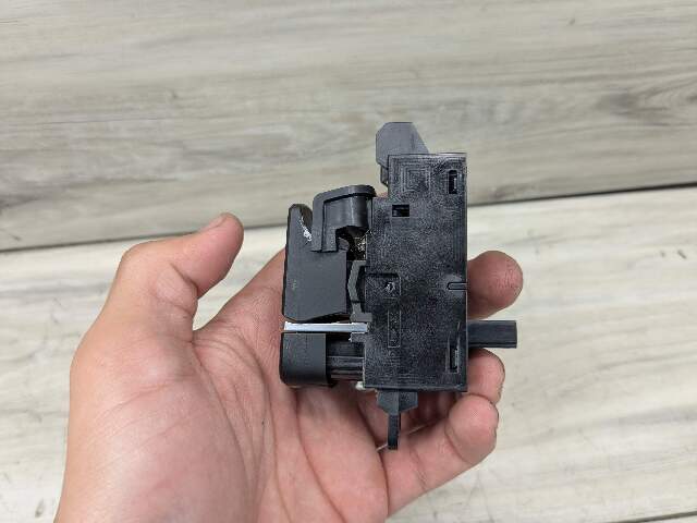 OEM BMW F90 M5 G30 G01 X3 G02 X4 F97 F98 Parking Brake Auto Hold Switch BLACK
