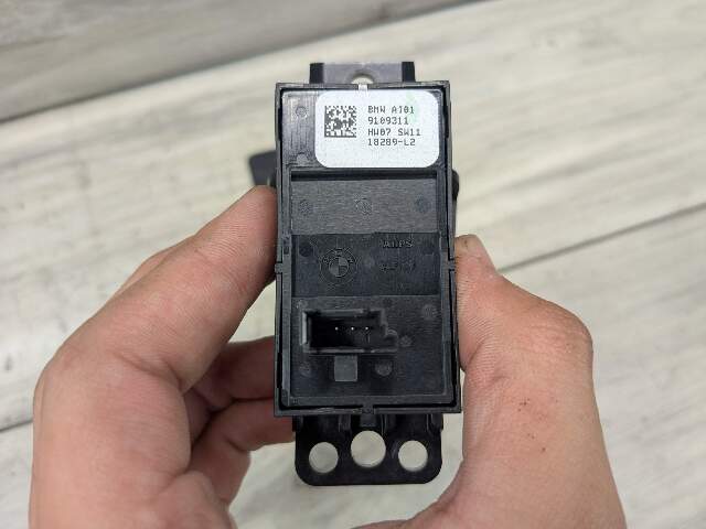 OEM BMW F90 M5 G30 G01 X3 G02 X4 F97 F98 Parking Brake Auto Hold Switch BLACK