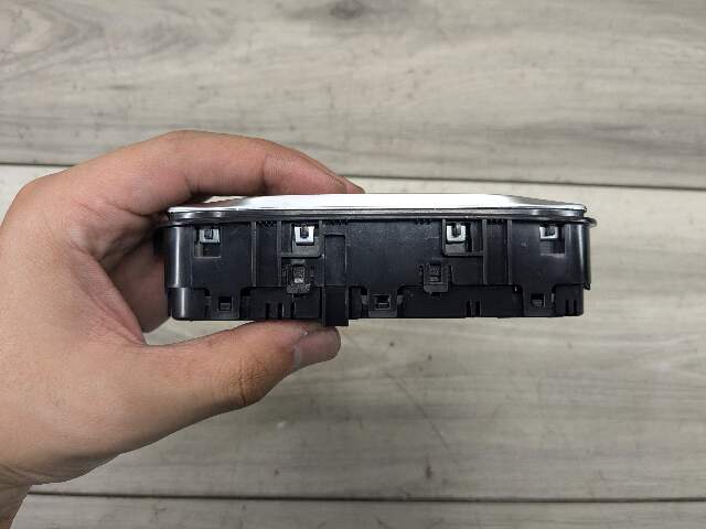 OEM BMW G01 G02 F97 F98 X3 X4 AC Rear Heater Climate Control Switch Panel