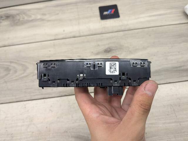 OEM BMW G01 G02 F97 F98 X3 X4 AC Rear Heater Climate Control Switch Panel
