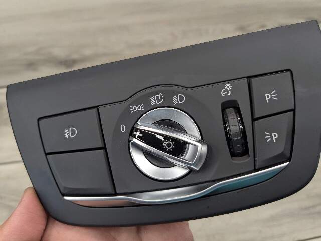 18-24 OEM BMW G01 G02 X3 X4 Headlight Switch Control Panel Light Module BLACK