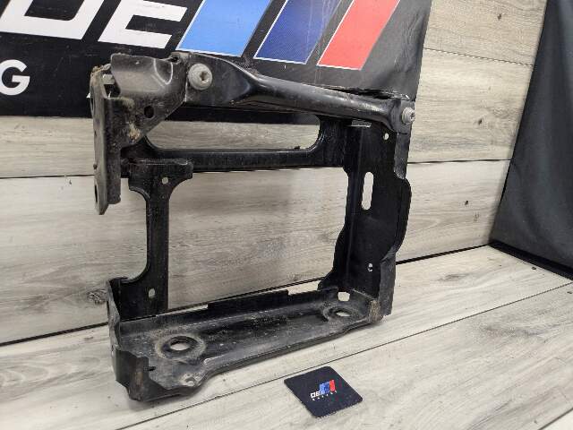 OEM BMW G01 G02 F97 X3 Front Right Passenger Side Radiator Reinforcement Bracket