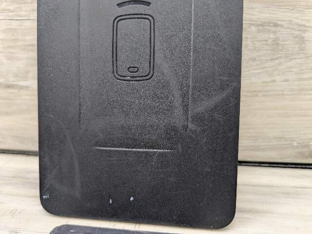OEM BMW G20 G22 G23 G26 G80 M3 Center Console Storage Phone Car Wireless Charger