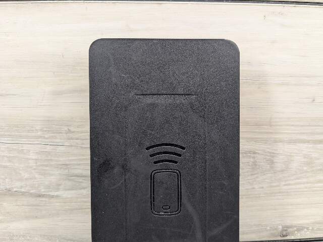 OEM BMW G20 G22 G23 G26 G80 M3 Center Console Storage Phone Car Wireless Charger