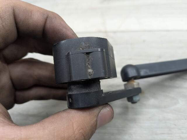 OEM BMW E70 E71 E90 E92 Front Left Right Suspension Height Level Sensor