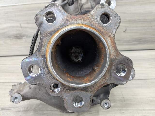 22-24 OEM BMW G26 430i M440i RWD Front Left Driver Hub Spindle Knuckle Bearing