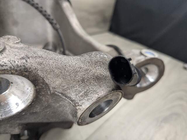 22-24 OEM BMW G26 430i M440i RWD Front Left Driver Hub Spindle Knuckle Bearing
