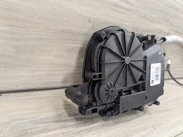17-24 OEM BMW G01 G30 F90 F97 X3 X3M M5 Trunk Lid Actuator Latch Lock System SET