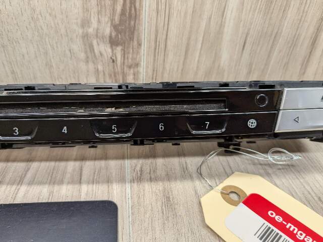 16-19 OEM BMW G12 Main AC Switch Control Panel Radio Media CERAMIC Buttons