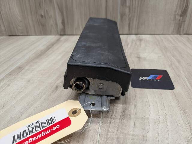 OEM BMW F90 G11 G12 G30 G32 M5 Front Left Driver Side Knee Lower Dash Airbag