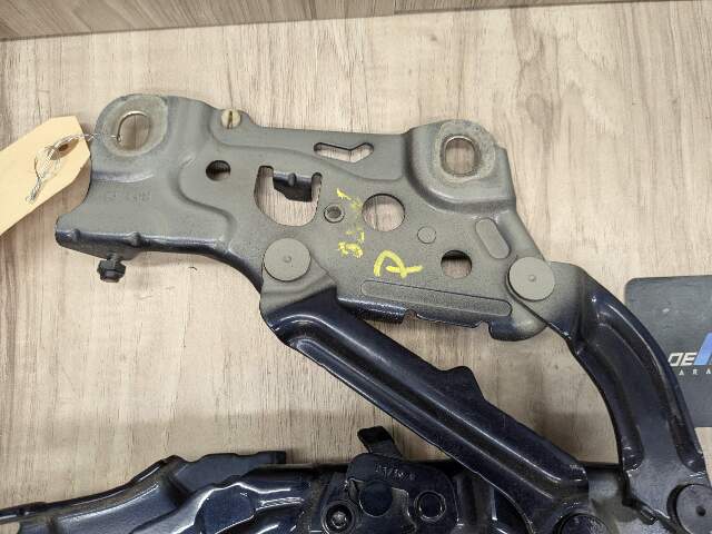 16-24 OEM BMW G12 G16 G30 F90 M5 M8 Hood Bonnet Left Right Side Hood Hinges SET