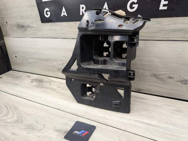 22-24 OEM BMW G26 430 M440 Right Passenger Side Corner Mount Bracket Support