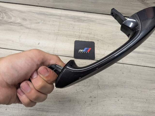 OEM BMW G01 G02 X3 X4 F97 F98 Front Left Driver Side Door Handle COMFORT ACCESS