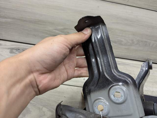 18-24 OEM BMW G01 G02 F97 X3 X4 Right Passenger Fender Wing Holder Bracket SET