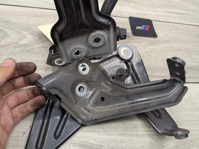 18-24 OEM BMW G01 G02 F97 X3 X4 Right Passenger Fender Wing Holder Bracket SET