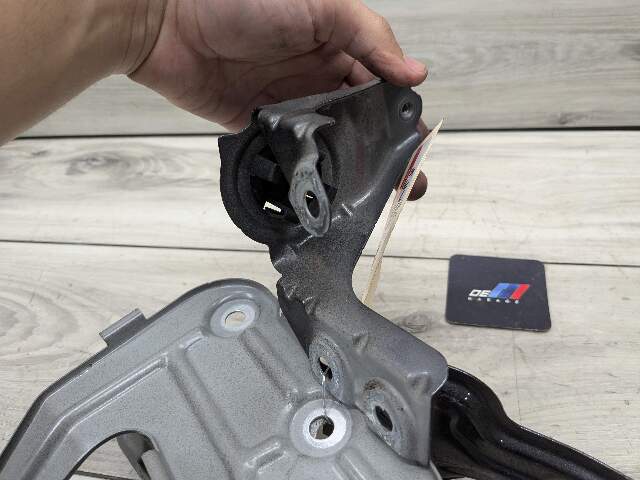 18-24 OEM BMW G01 G02 F97 X3 X4 Right Passenger Fender Wing Holder Bracket SET