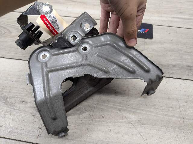 18-24 OEM BMW G01 G02 F97 X3 X4 Right Passenger Fender Wing Holder Bracket SET