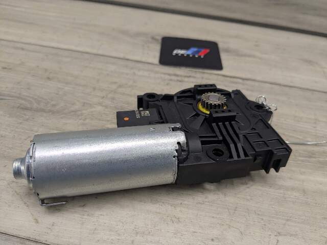 OEM BMW F97 G01 G02 G05 G06 Panoramic Sunroof Sun Roof Shade Blind Motor ROLLO