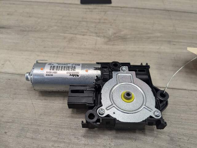 OEM BMW F97 G01 G02 G05 G06 Panoramic Sunroof Sun Roof Shade Blind Motor ROLLO