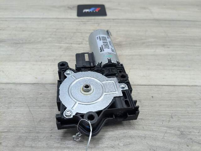 OEM BMW F97 G01 G02 G05 G06 Panoramic Sunroof Sun Roof Glass Shade Motor