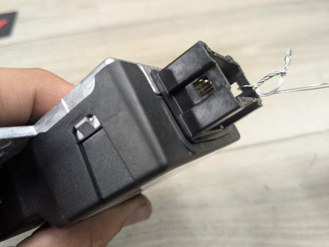 17-24 OEM BMW G20 G12 G80 F90 M5 X3 X4 X5 X6 X7 Fuel Pump Control Module Unit