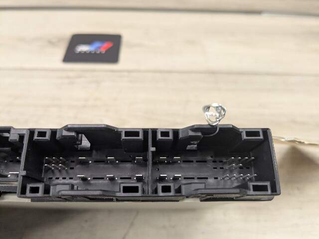 OEM BMW F90 G01 G02 G05 G12 G30 Front Driver Passenger Seat Memory Module