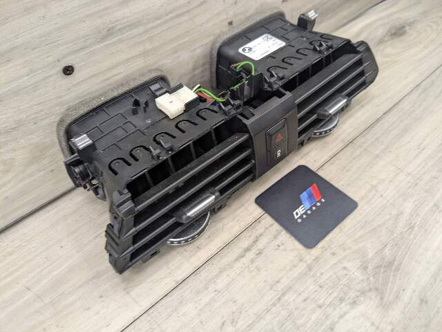 18-24 OEM BMW G01 G02 F97 F98 X3 X4 X3M Center AC Air Vent Dash Dashboard Grille