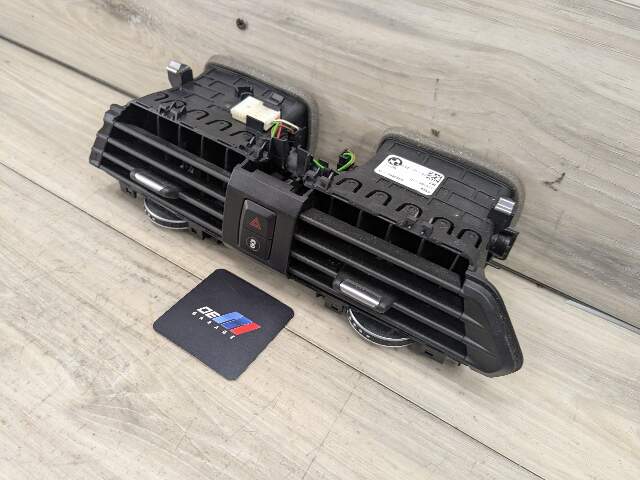 18-24 OEM BMW G01 G02 F97 F98 X3 X4 X3M Center AC Air Vent Dash Dashboard Grille